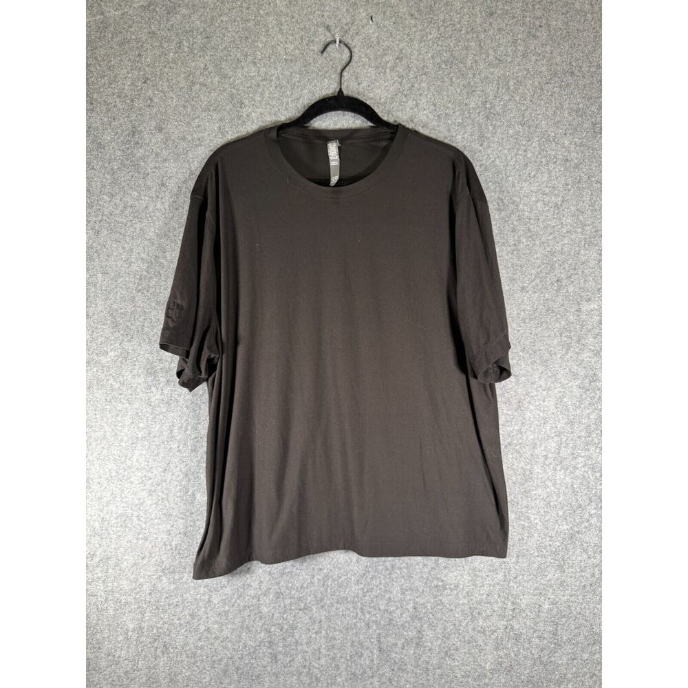 Vuori Shirt Mens 2XL Black Strato Tech Performance Stretch Athletic Gym Run